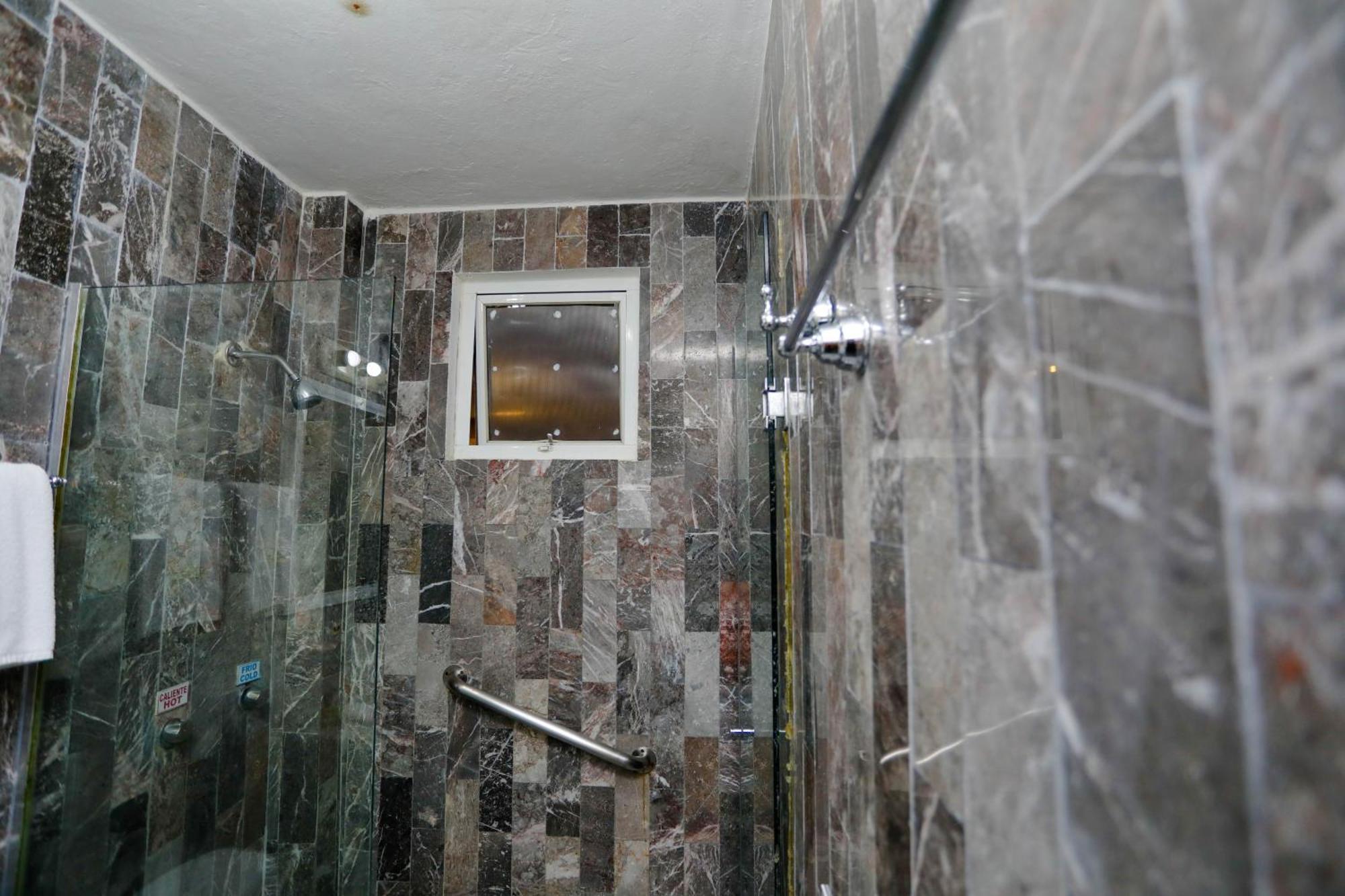 Hotel Santa Maria Cancun Bagian luar foto