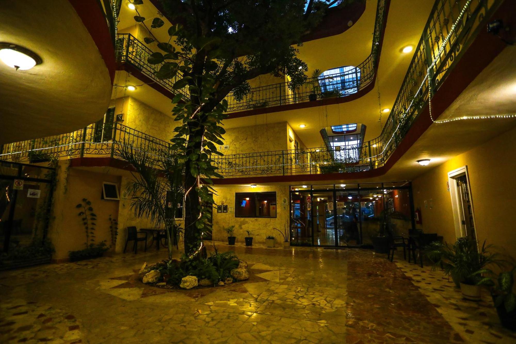 Hotel Santa Maria Cancun Bagian luar foto